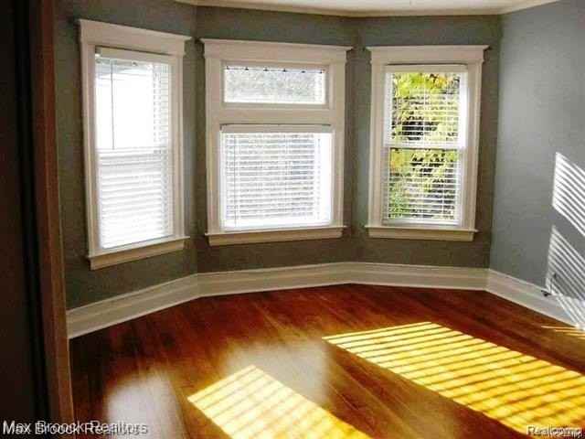 287 Oakland Ave - Photo 2 of 12
