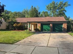 2951 Hill Dr - Photo 1 of 1
