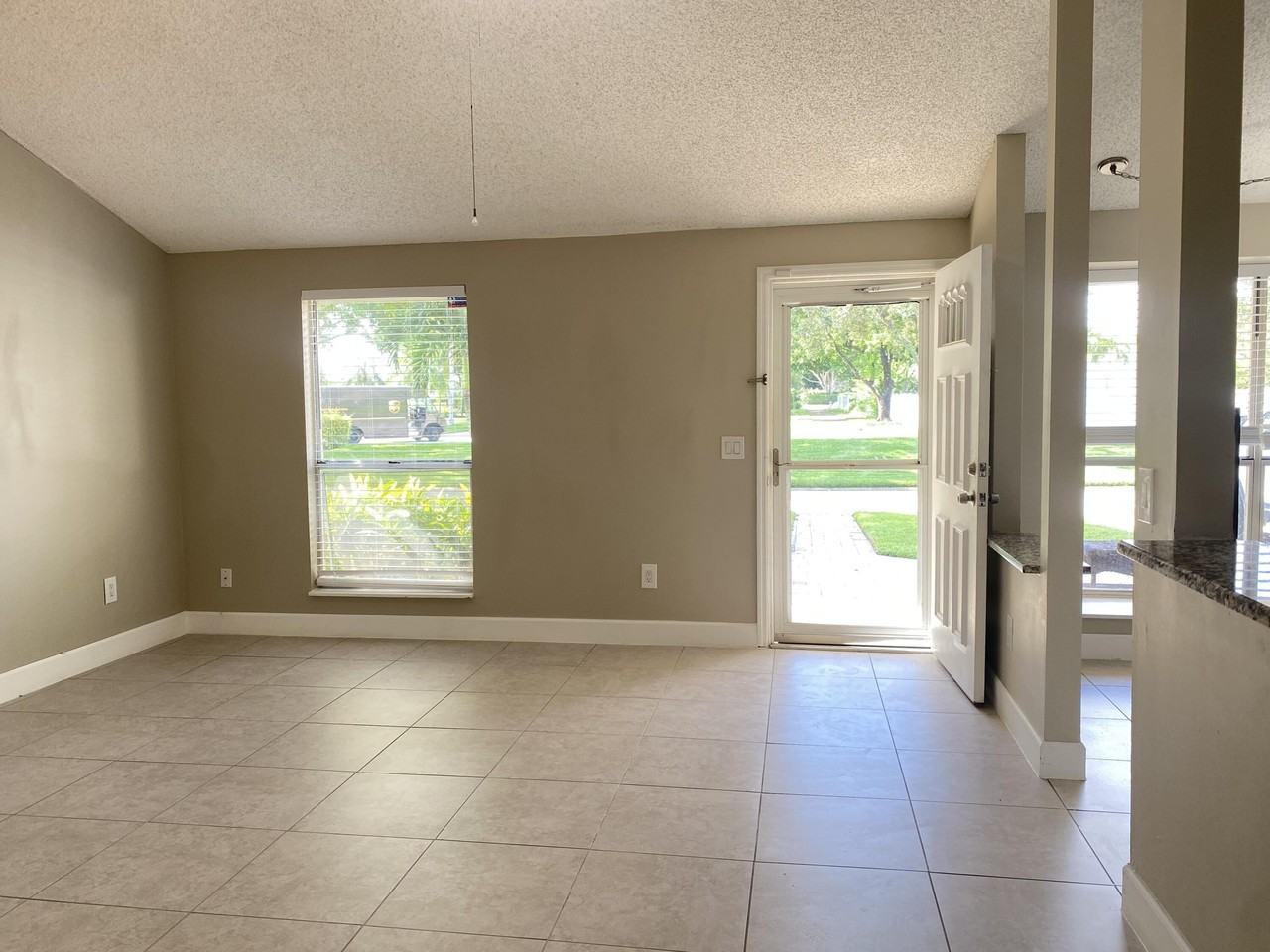 8233 Scenic Turn - Photo 3 of 39