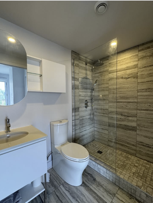 2300 Rue Tupper #1105 - Photo 6 of 14