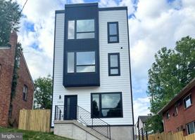 featured image of 5046 Astor Pl Se