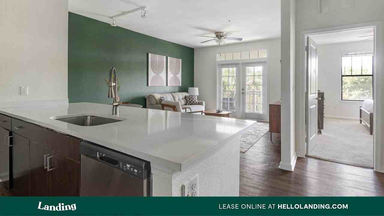 5140 Gate Parkway - Photo 3 of 50