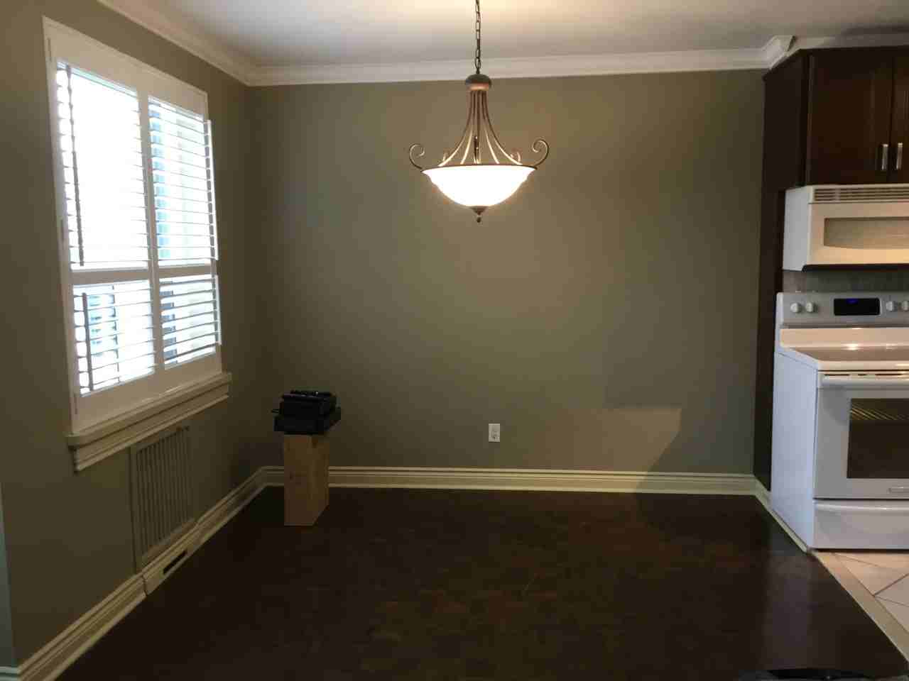 2 Ridelle Avenue #203 - Photo 4 of 7