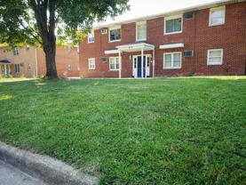 875 Cook Ave #4 - Photo 1 of 1