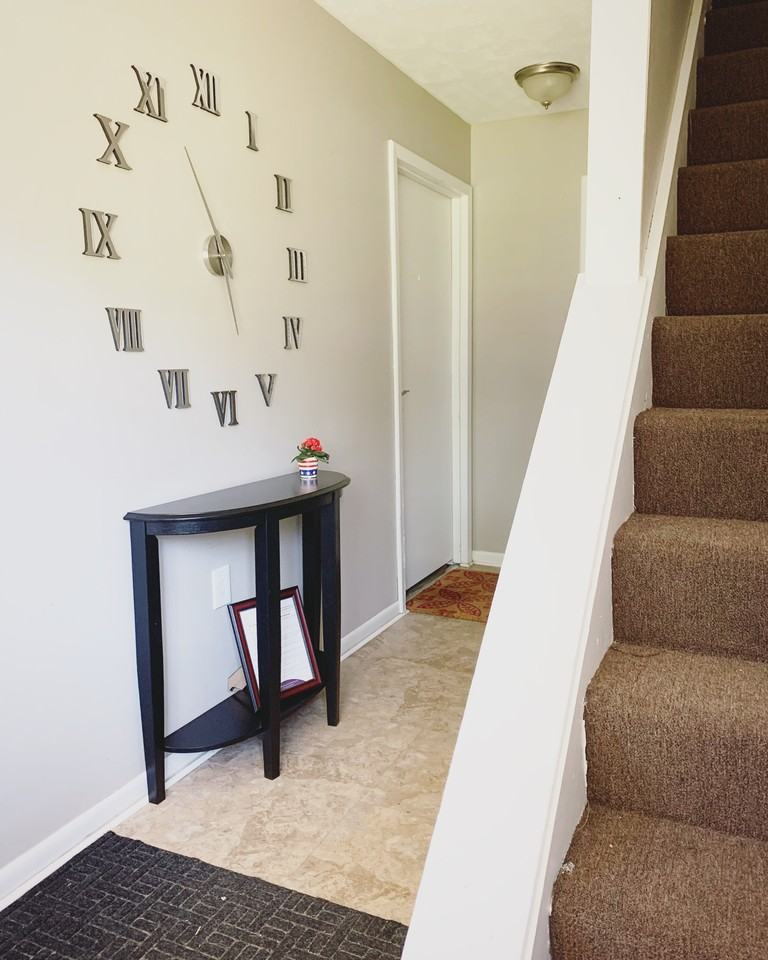 875 Cook Ave #4 - Photo 2 of 10