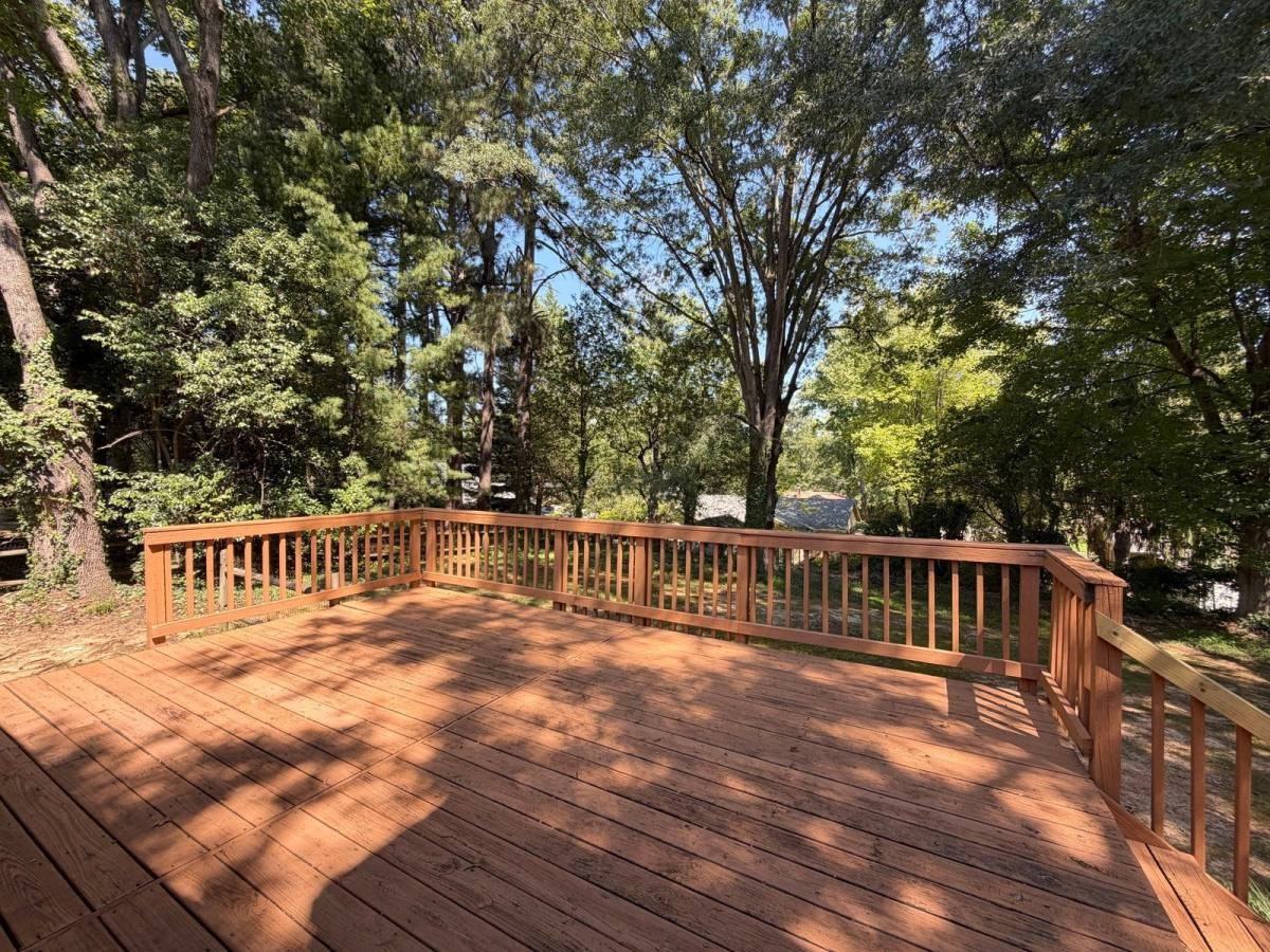 121 Westview Dr - Photo 4 of 5