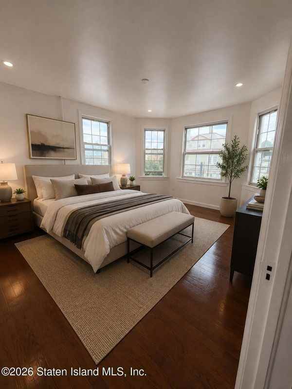 318 Broadway ##1 - Photo 4 of 6