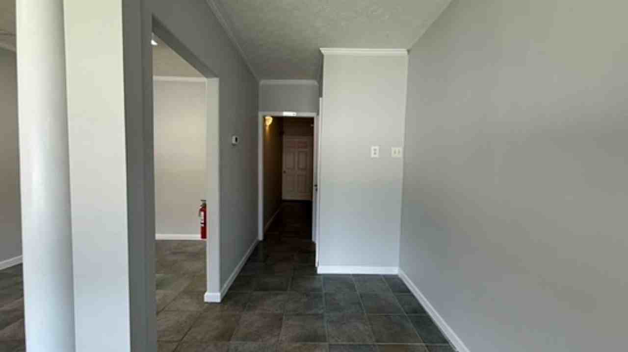 10634 Ford Ave - Photo 6 of 20