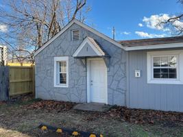 featured image of 213 W Seneca St