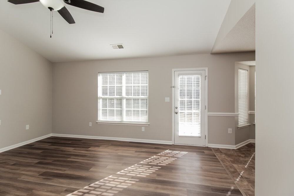 2329 Ivy Run Dr - Photo 6 of 16