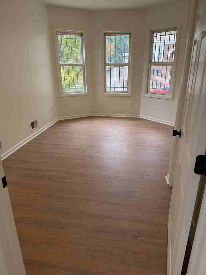 452 S 13th St #2 - Photo 5 of 12