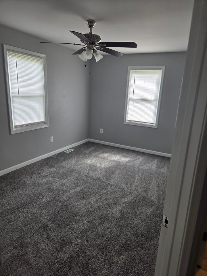 961 Martin Rd - Photo 6 of 11