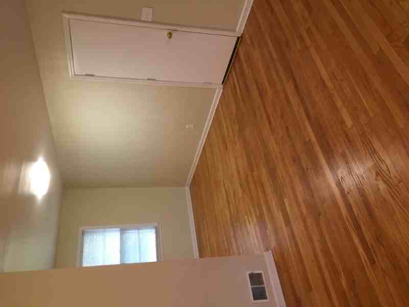2916 Walden Dr - Photo 2 of 10