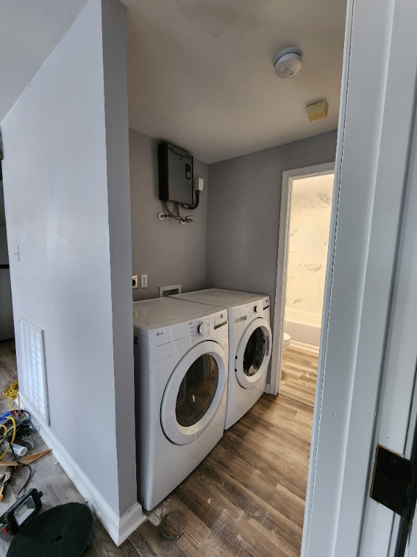 415 Carver Cir #413 - Photo 7 of 22