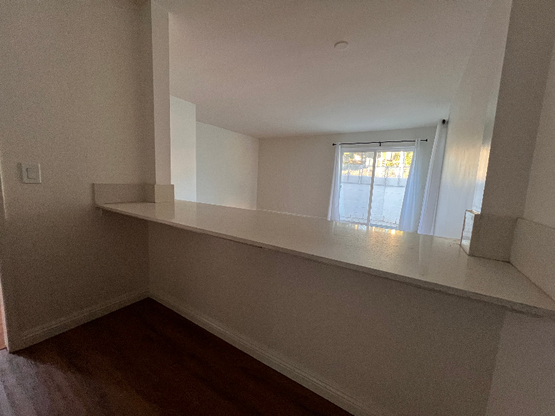 305 N Vinedo Ave #2 - Photo 6 of 13