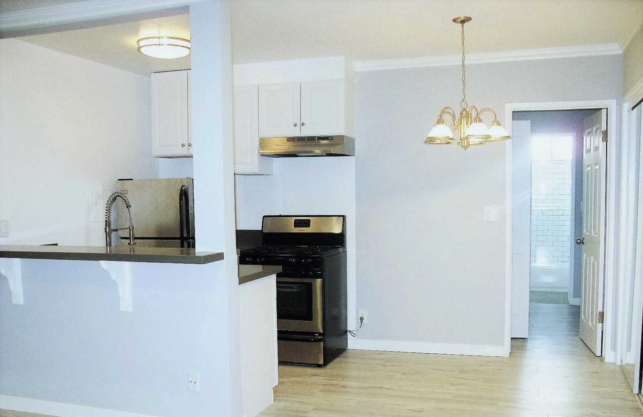 1810 N Cherokee Ave #116 - Photo 2 of 15