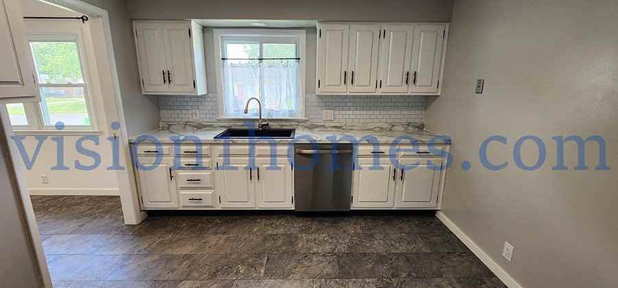 913 W Murphy St - Photo 2 of 19