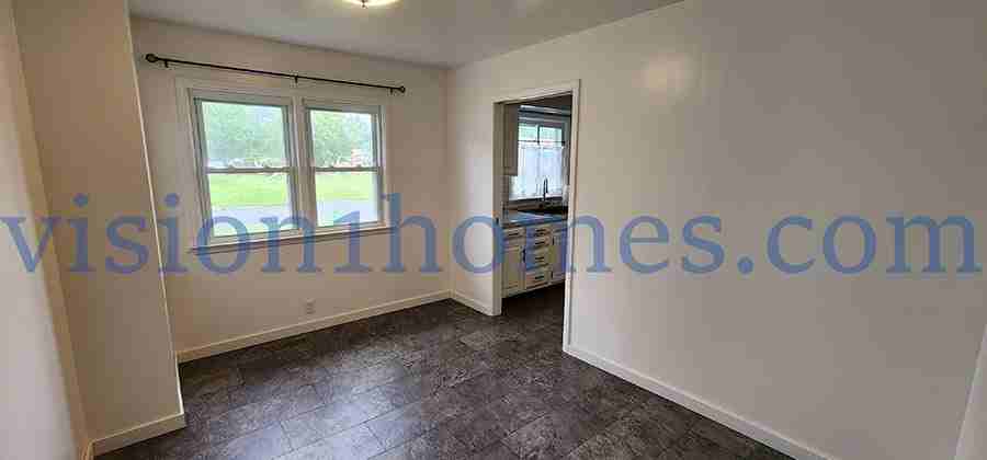 913 W Murphy St - Photo 5 of 19