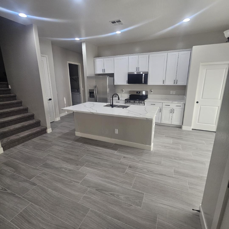 6606 S 50th Ave - Photo 6 of 50
