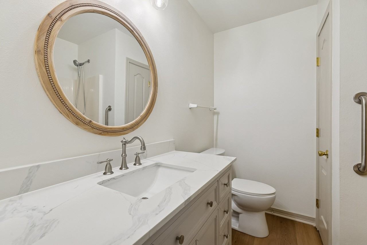 1338 America St - Photo 6 of 10