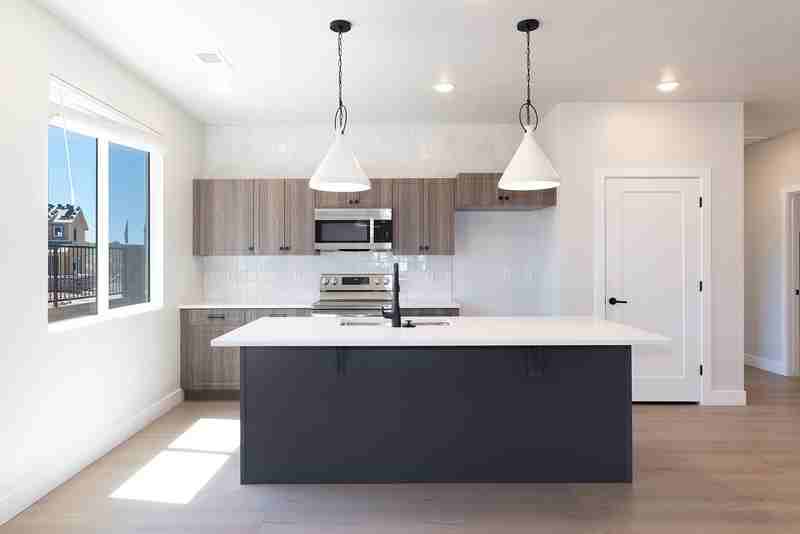3930 E Razor Dr - Photo 3 of 20