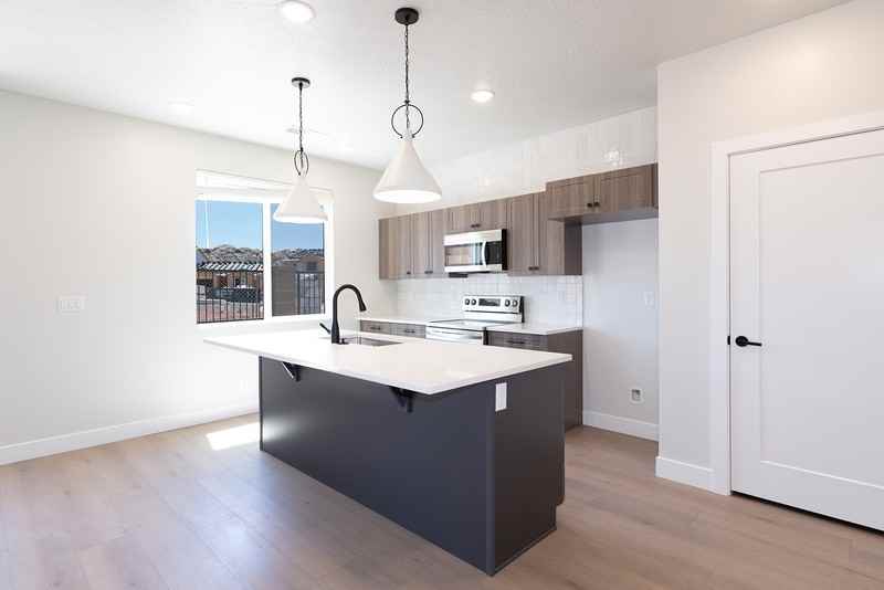 3930 E Razor Dr - Photo 4 of 20