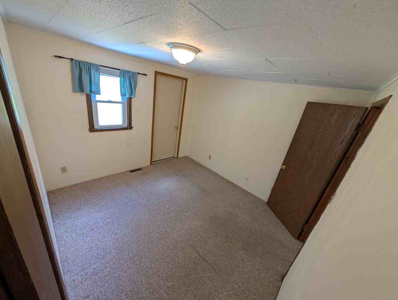 6383 Zorn Rd - Photo 6 of 10