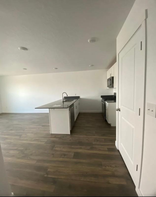1132 E Pilot St #2 - Photo 6 of 24