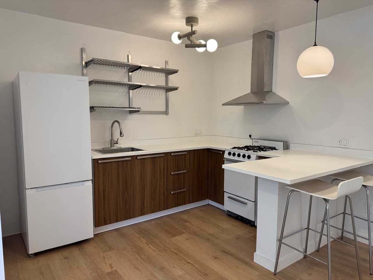 3261 Del Mar Ave #3261 - Photo 4 of 12