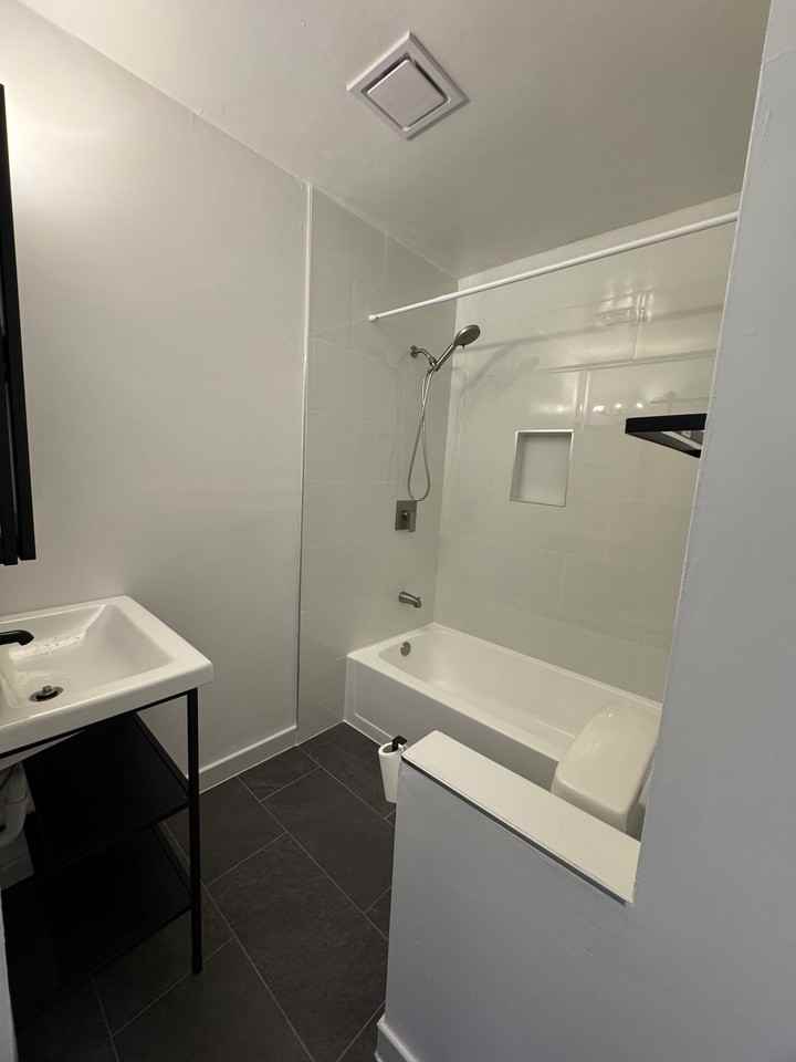 3261 Del Mar Ave #3261 - Photo 6 of 12