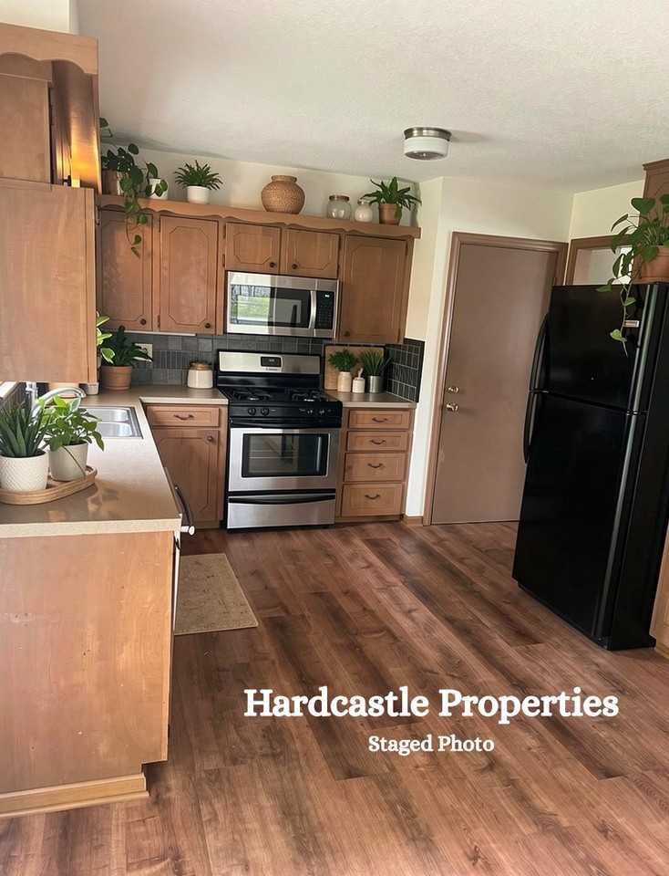 10103 W 92nd Pl - Photo 2 of 22