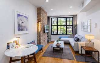 1868 Linden St #1R - Photo 1 of 1
