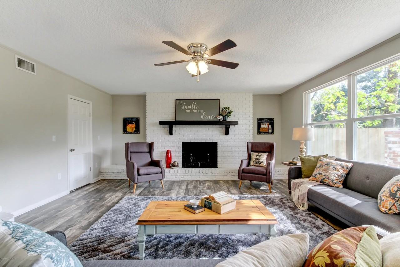 6530 Pine Summit Dr - Photo 5 of 23