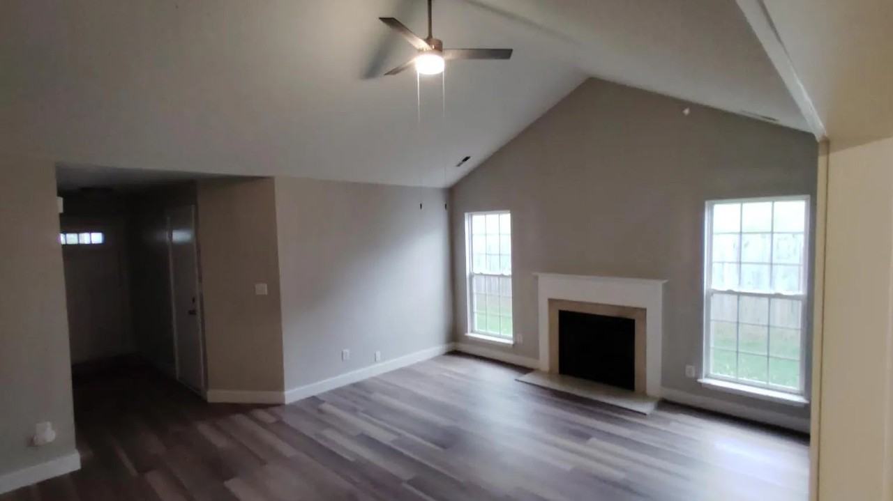 12150 Brownestone View Dr - Photo 3 of 15