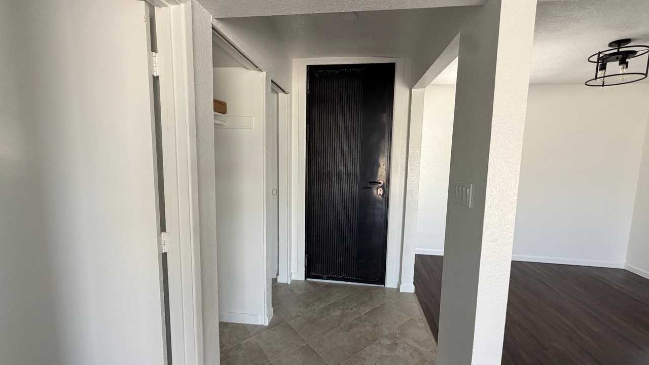 8301 E Wildcat Dr - Photo 2 of 12
