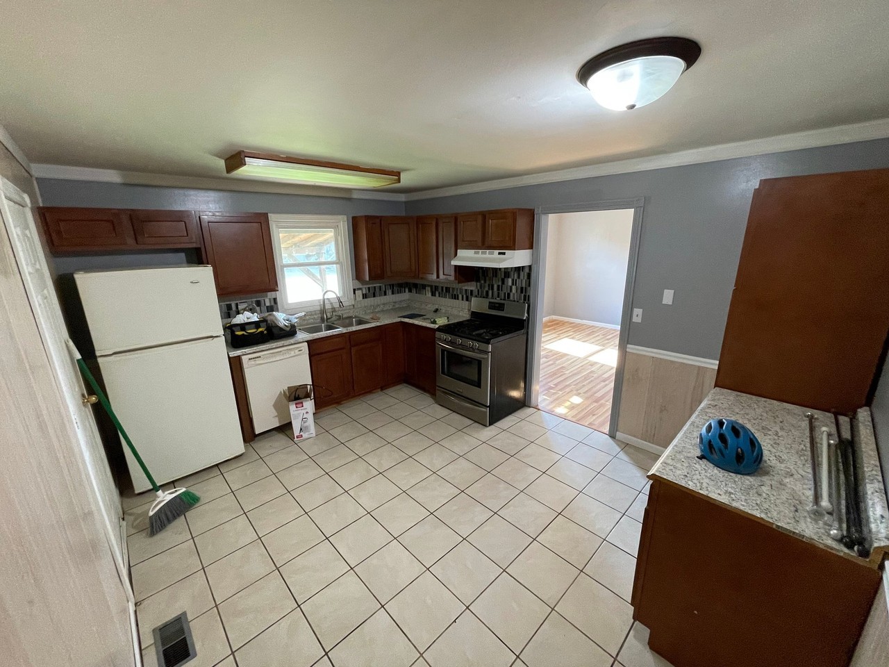 5212 Bahia Dr - Photo 2 of 12