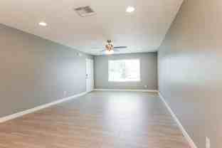 421 E Hermosa Dr - Photo 1 of 1