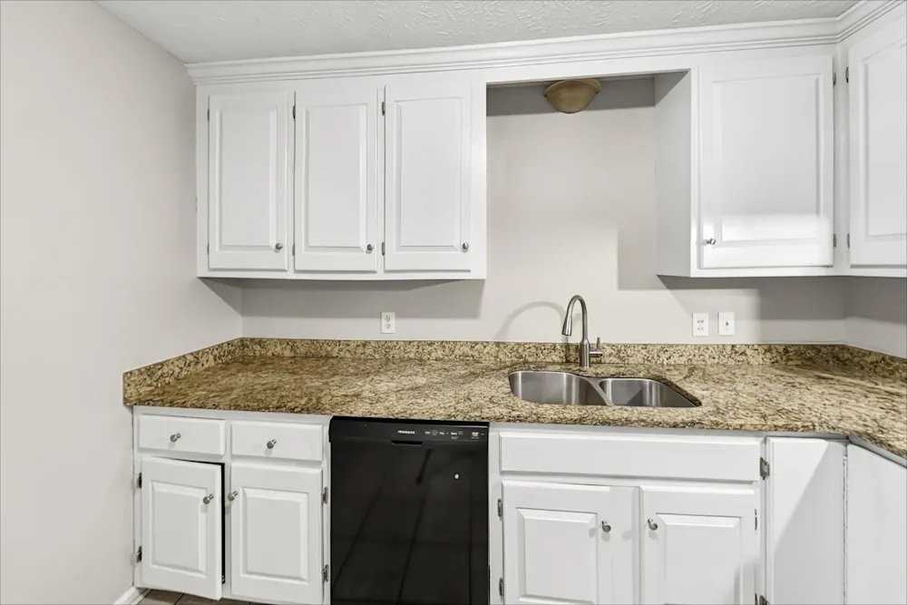 114 N Etowah Ln #2 - Photo 6 of 14