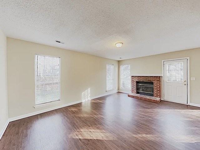 8629 Lockerbie Ln - Photo 5 of 10