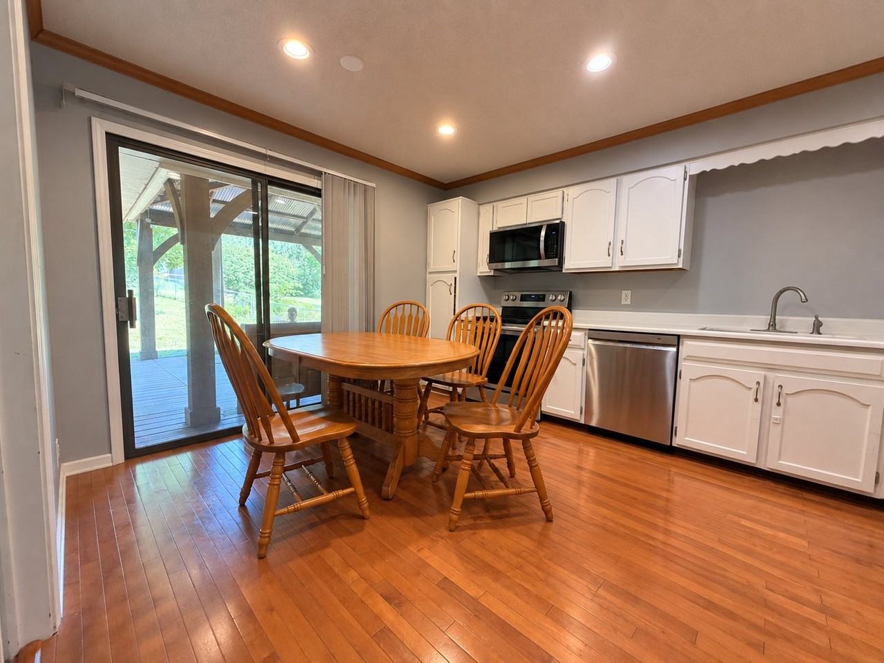 12114 W 72nd Ter - Photo 6 of 18