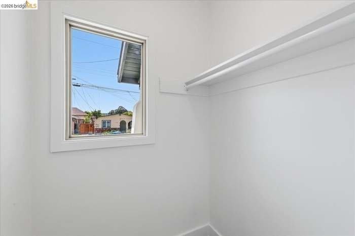 3350 Brookdale Ave - Photo 6 of 20