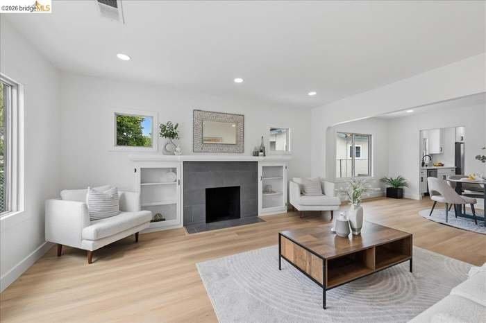 3350 Brookdale Ave - Photo 7 of 20