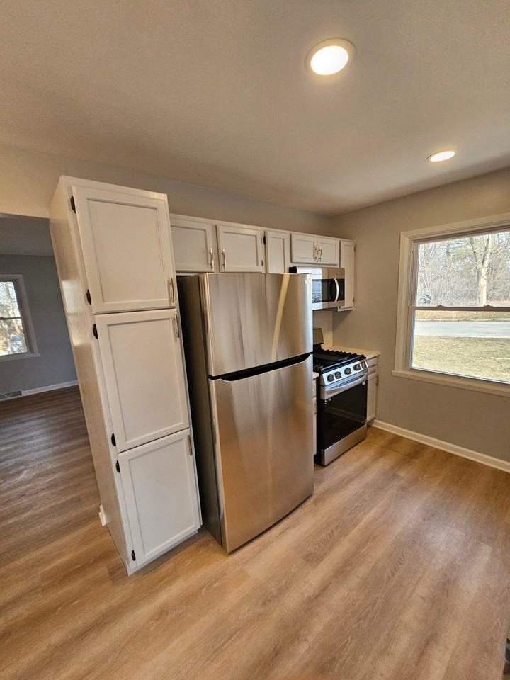 2809 19th St - Photo 2 of 9