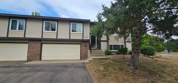 featured image of 2870 Castleford Ct