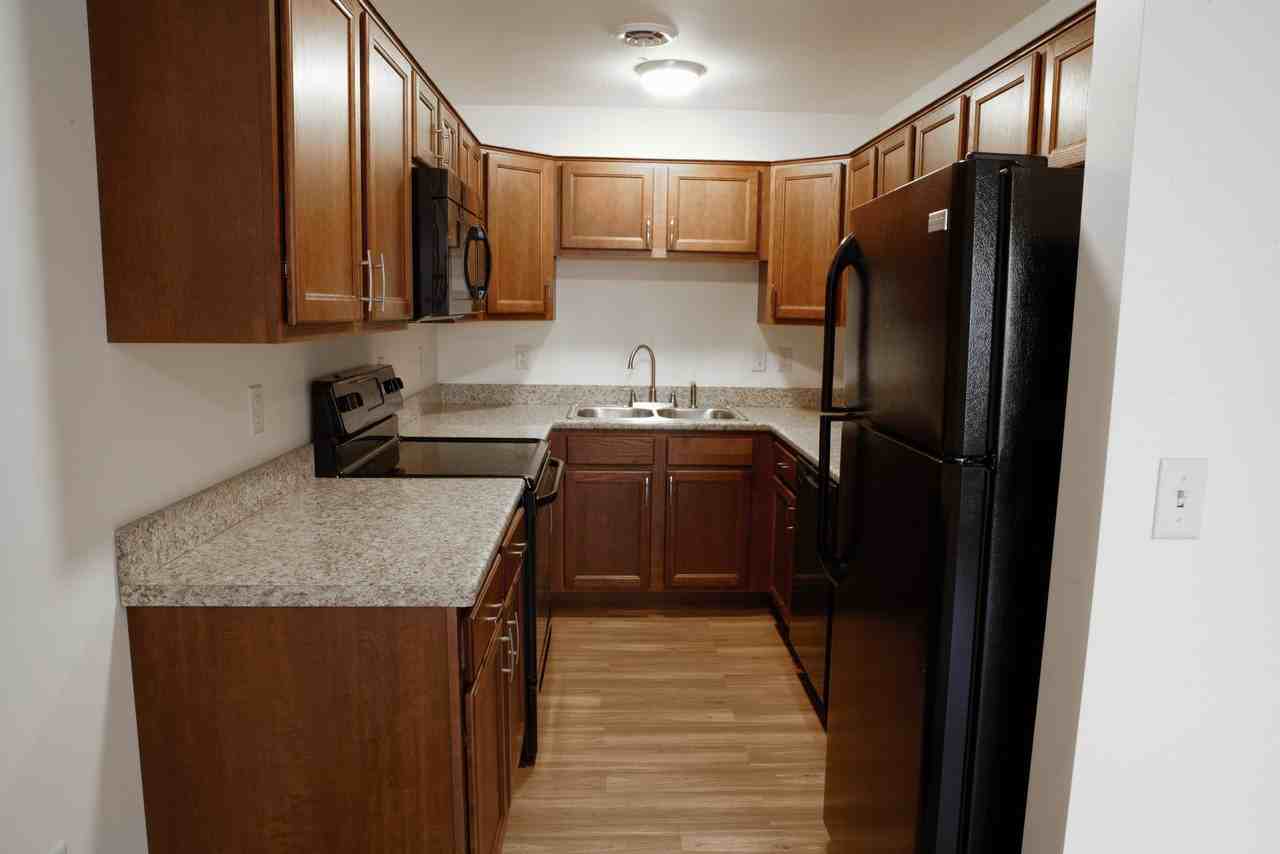 130 S Arch St - Photo 2 of 7