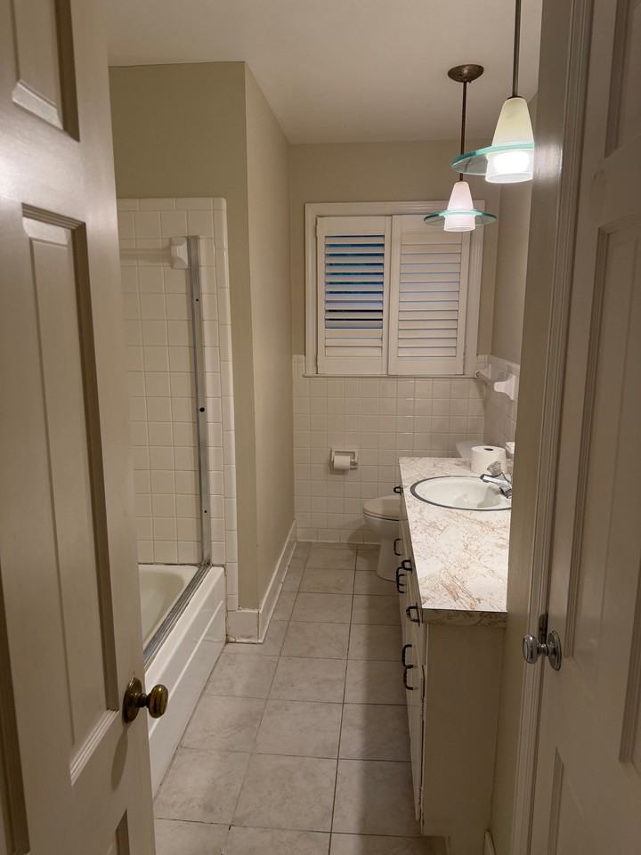 6242 Trowbridge St - Photo 5 of 13