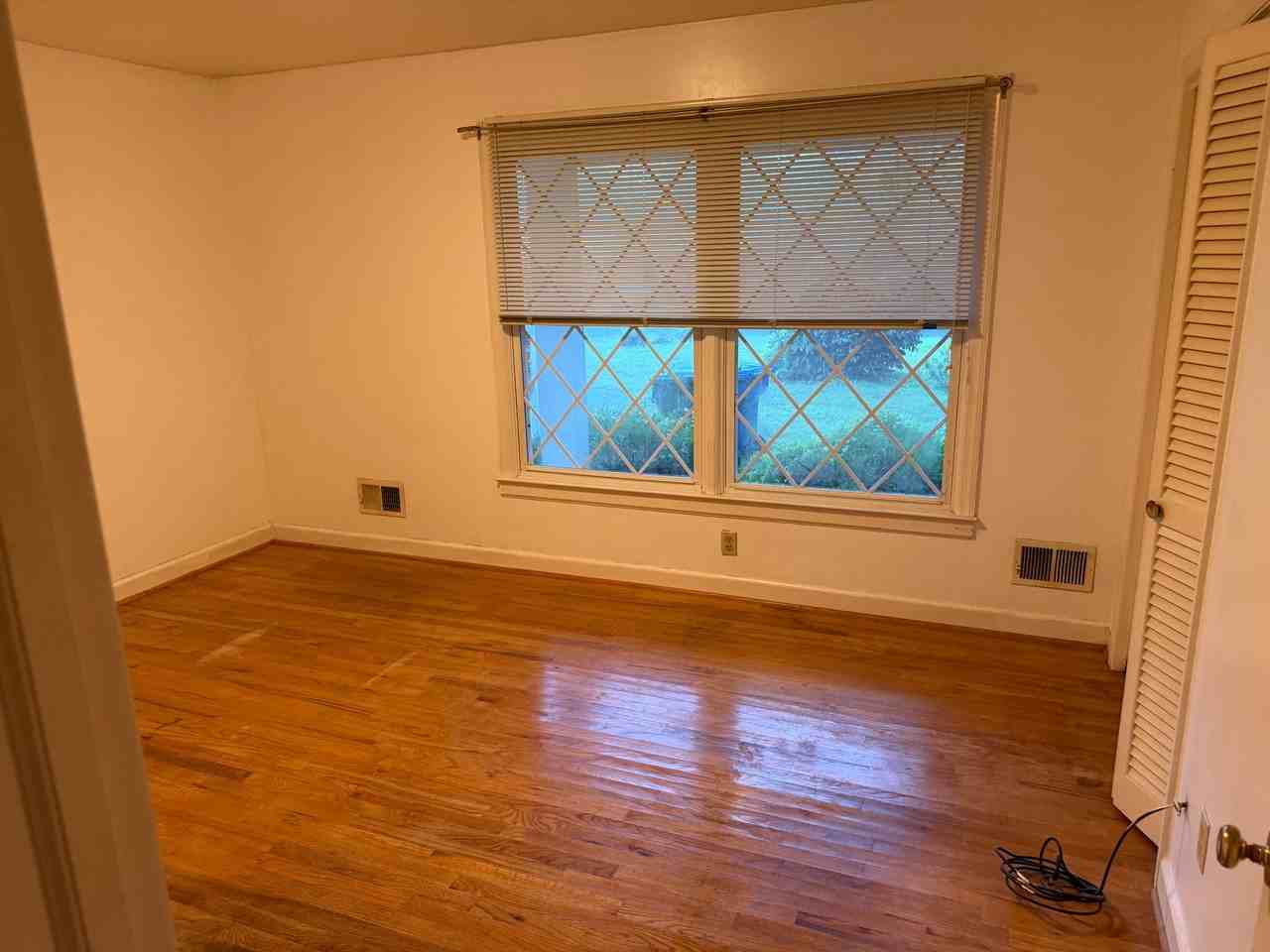 6242 Trowbridge St - Photo 6 of 13