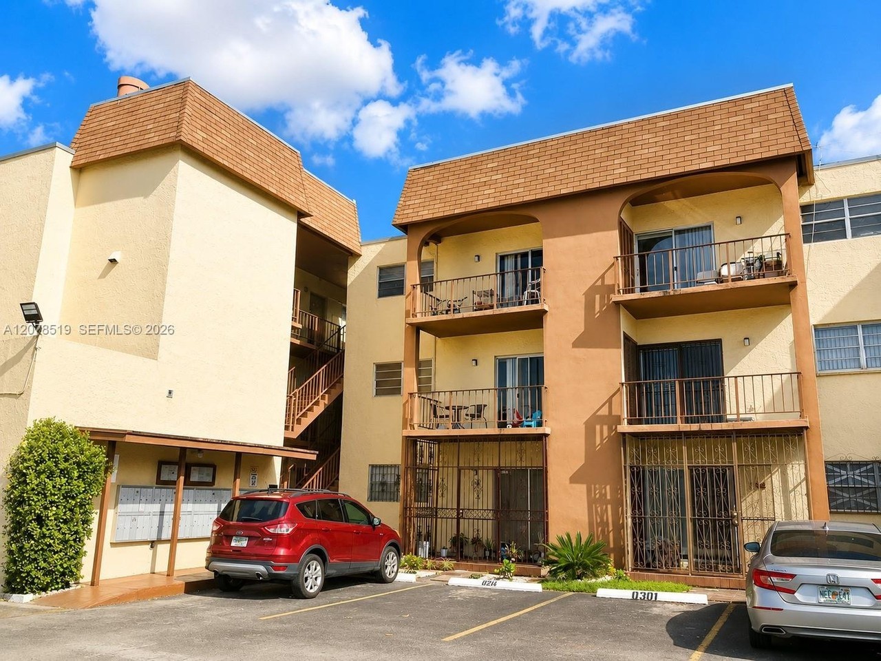 10850 W Flagler St #D314 - Photo 5 of 9