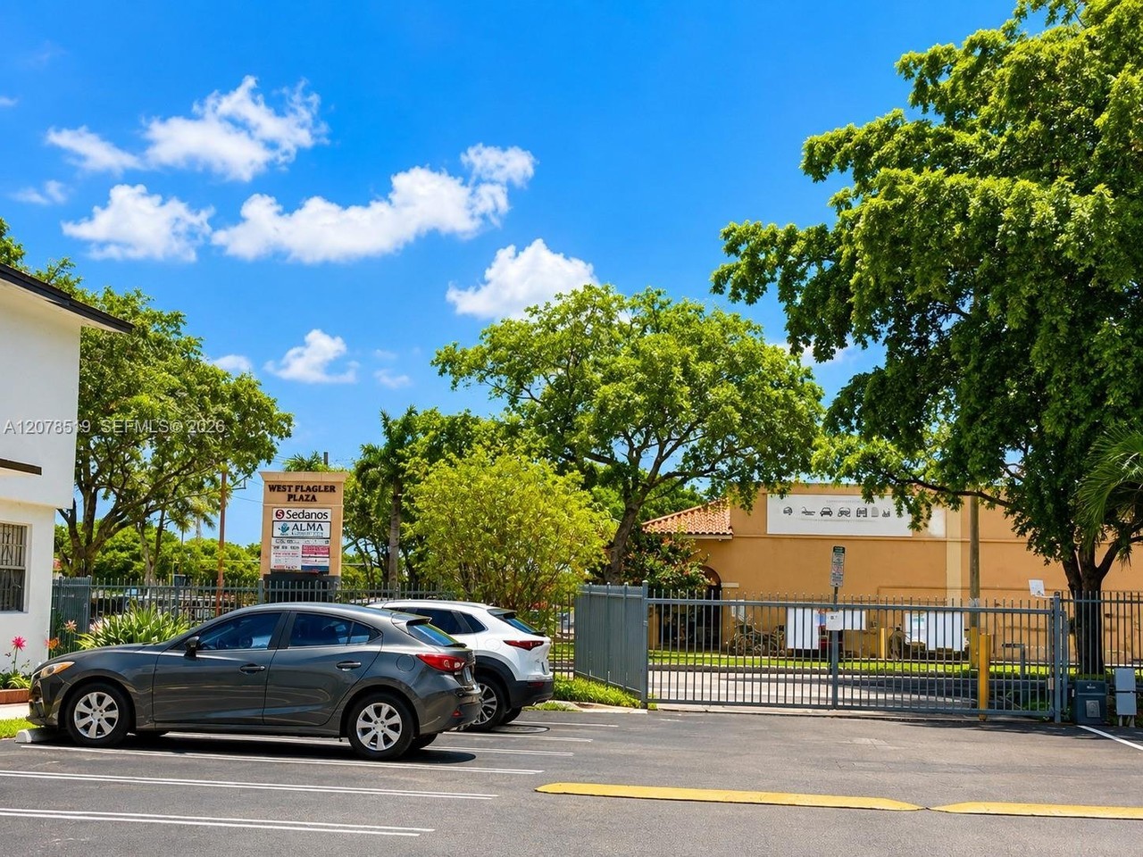 10850 W Flagler St #D314 - Photo 7 of 9