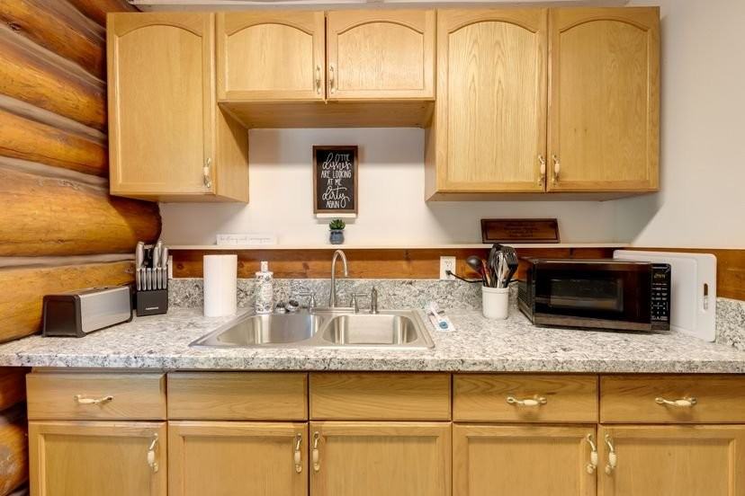 10545 Sunrise Highway - Photo 5 of 12